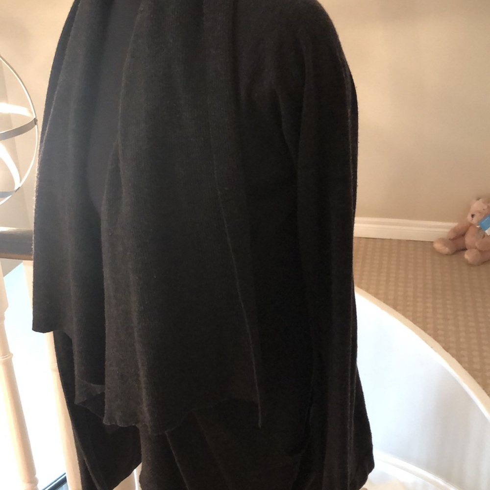 Cardigan - Picture 3 of 9